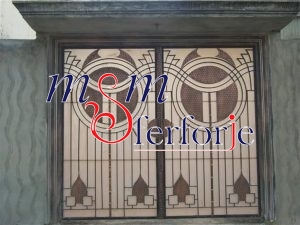 049 FERFORJE BİNA GİRİŞ KAPISI