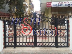 085 FERFORJE KANATLI BAHÇE GİRİŞ KAPISI